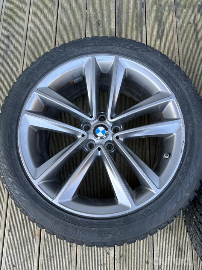 BMW, valuveljed