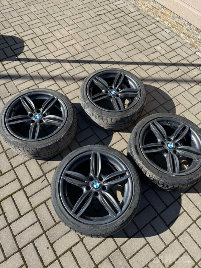 BMW, valuveljed