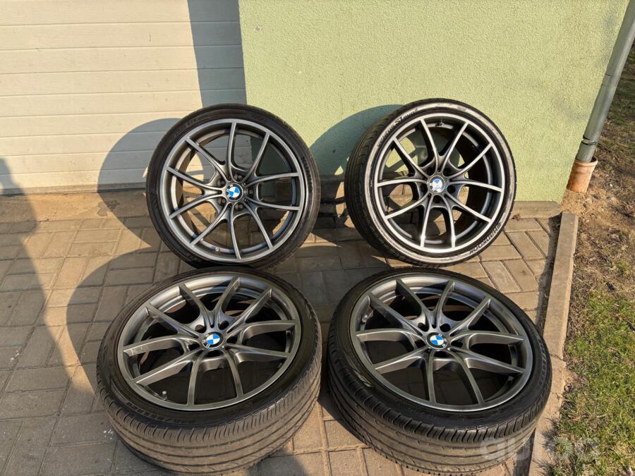 BMW, valuveljed