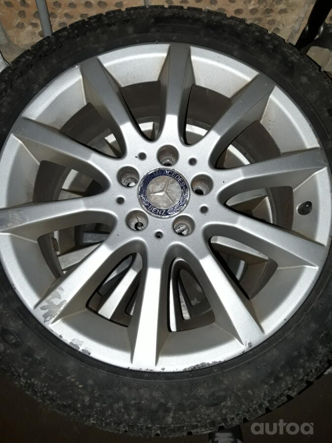 Mercedes benz, valuveljed