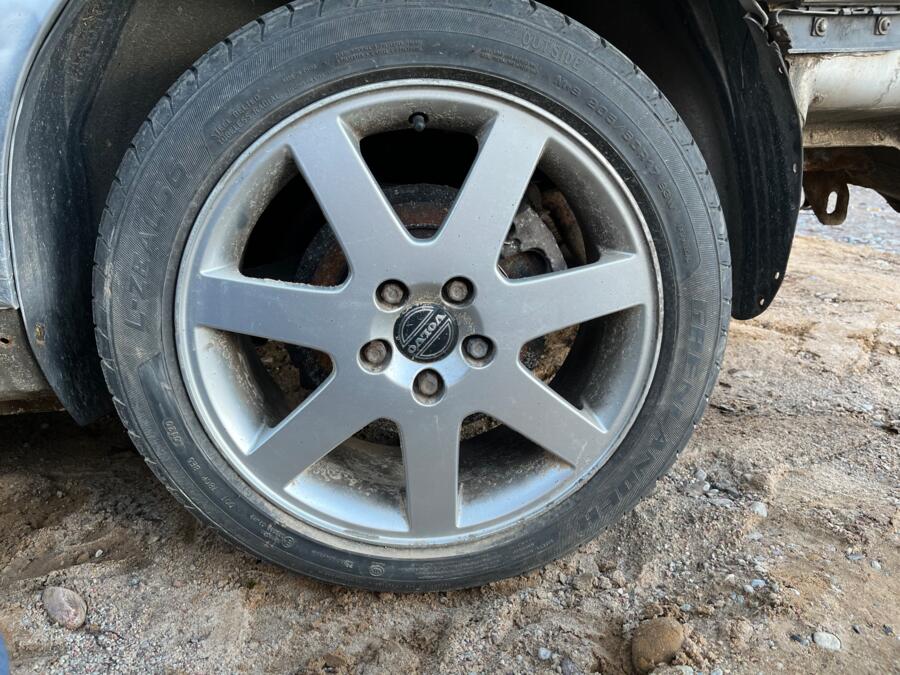 Volvo, valuveljed