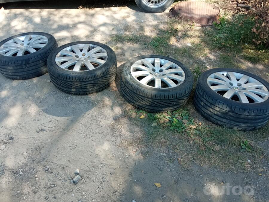 Skoda Superb, valuveljed