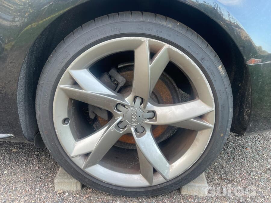Audi, valuveljed
