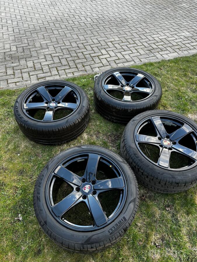 Porsche, valuveljed