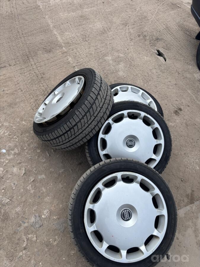 Volvo, terasest stantsitud