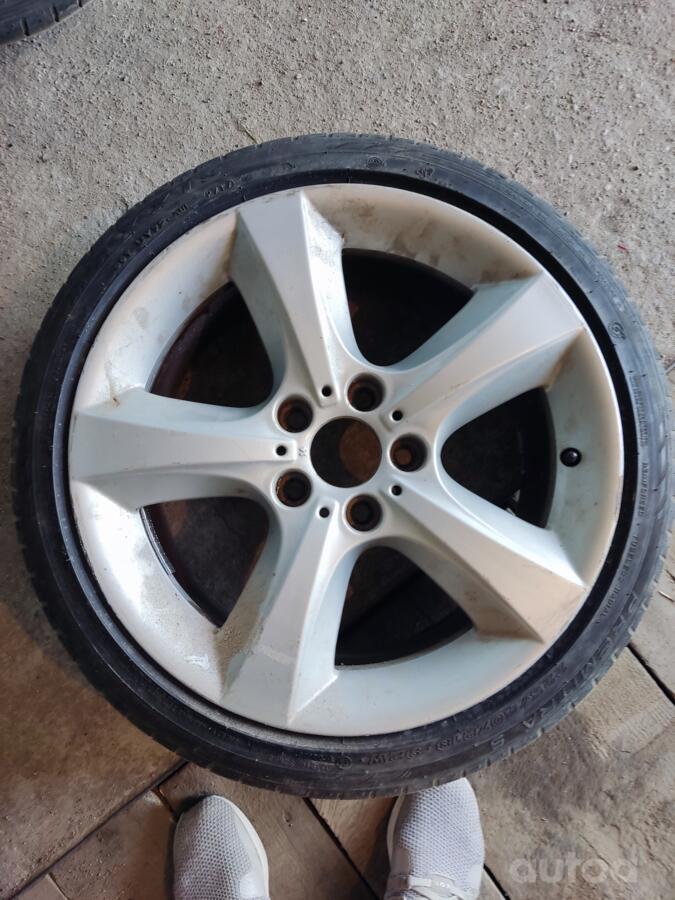 Bmw, valuveljed