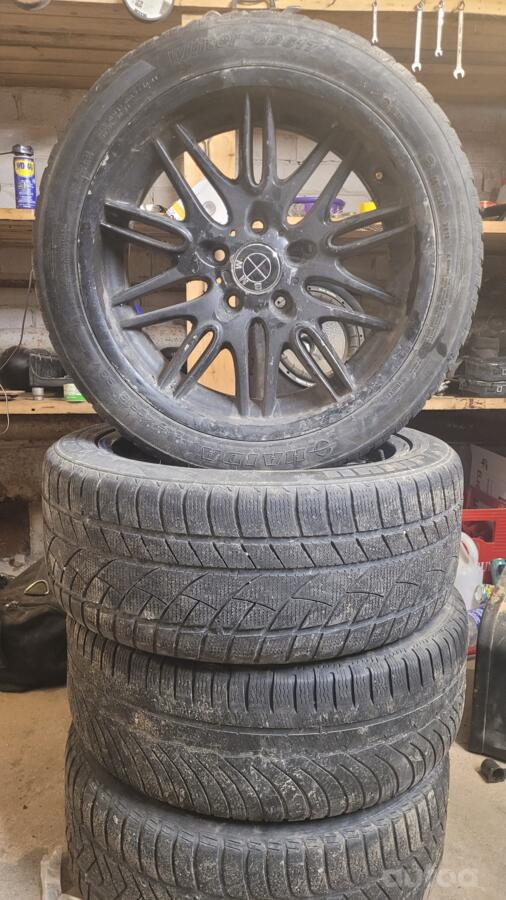 BMW M5, valuveljed