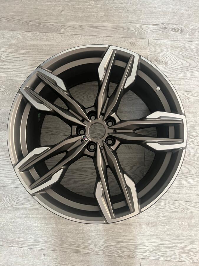 BMW, valuveljed