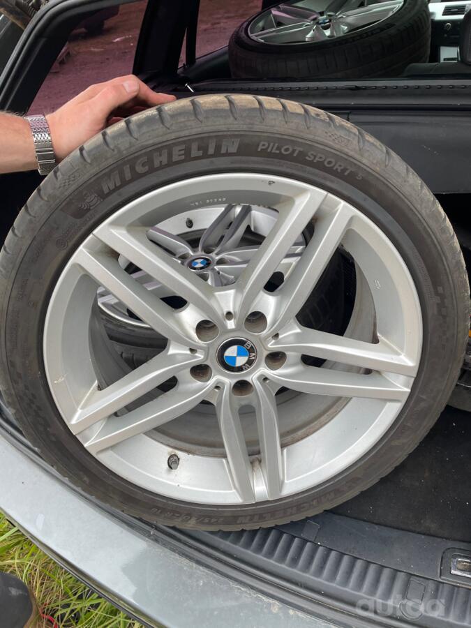 Bmw, valuveljed