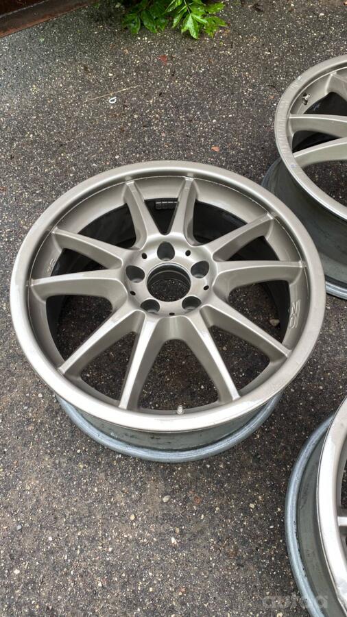 O.Z Racing, valuveljed