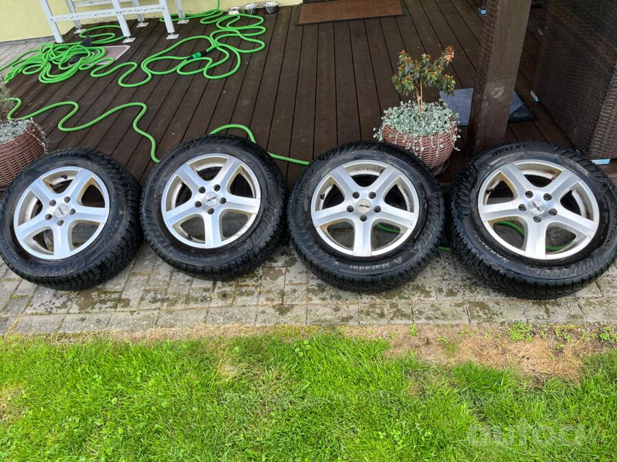 Ford, valuveljed