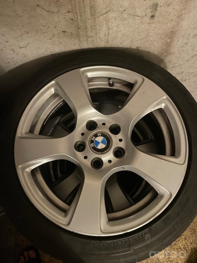 Bmw, valuveljed