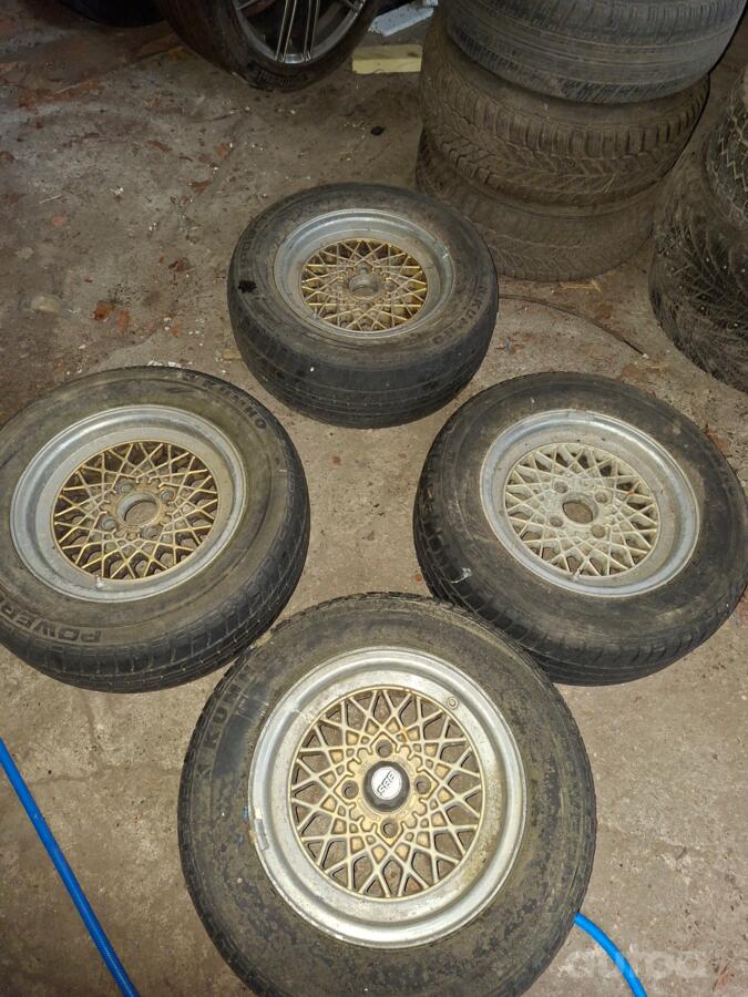 BBS, valuveljed