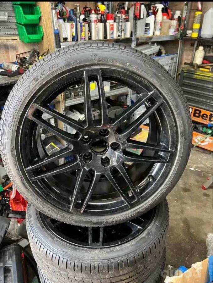 Audi, valuveljed