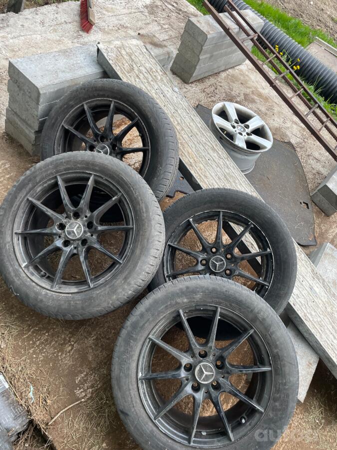 Mercedes, valuveljed
