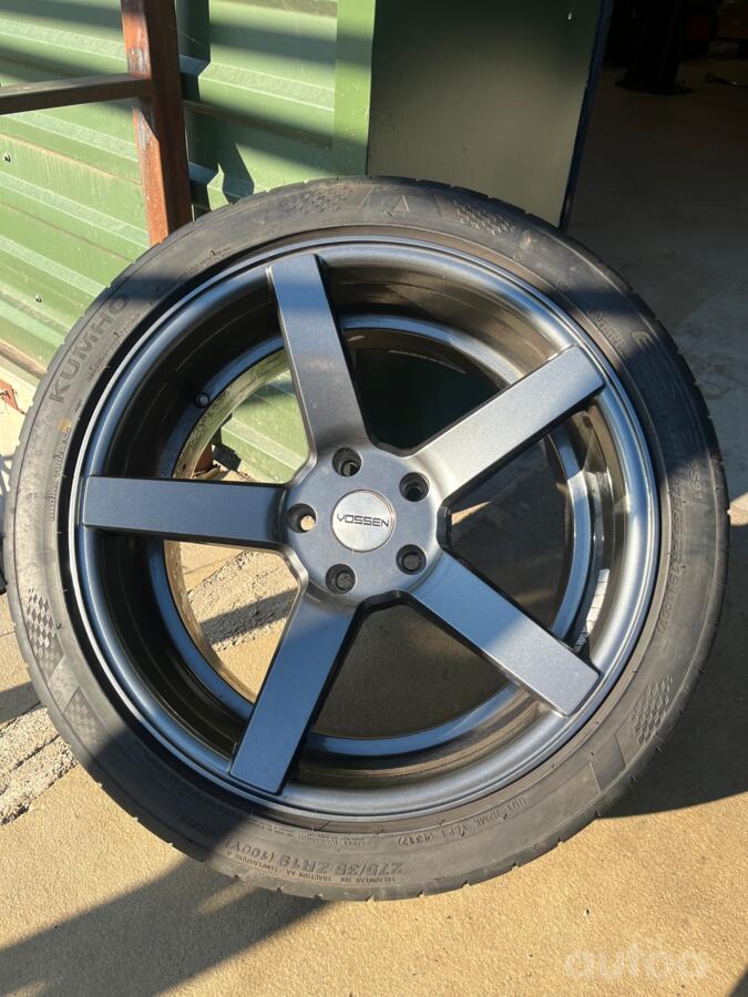 Vossen, valuveljed