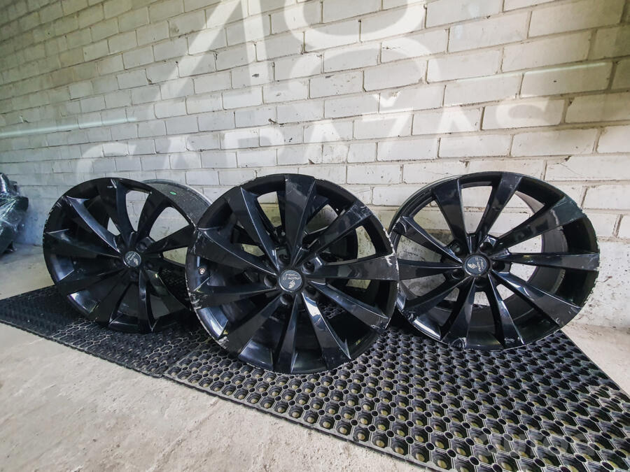 Tesla, valuveljed