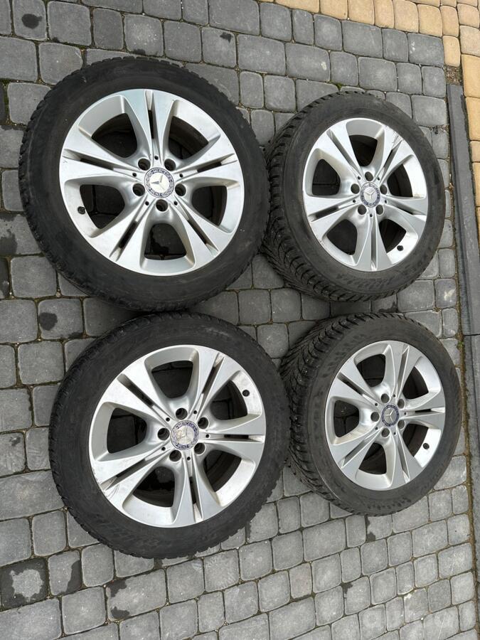 Mercedes Benz, valuveljed