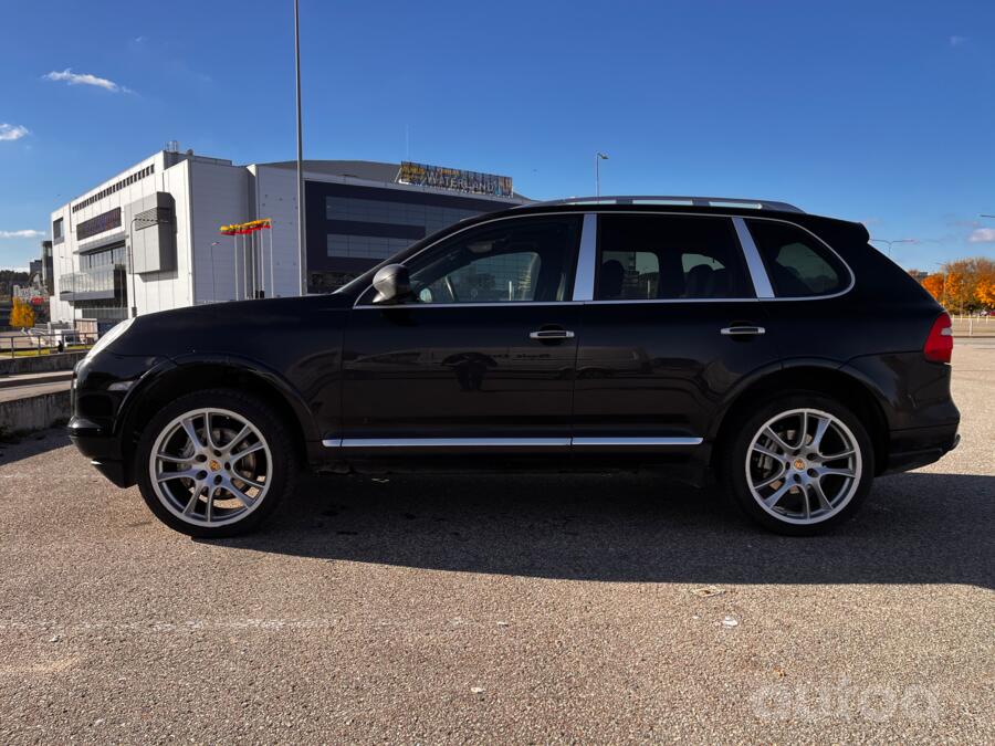 Porsche, valuveljed
