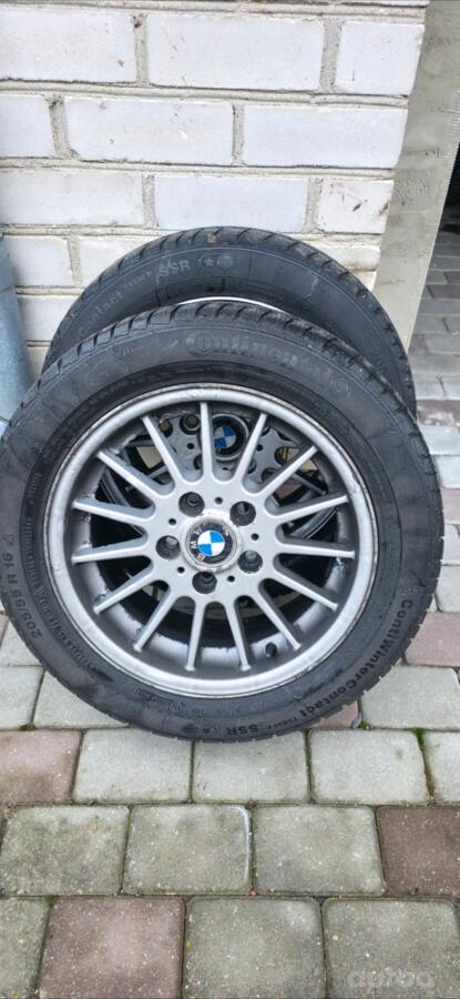 BMW, valuveljed