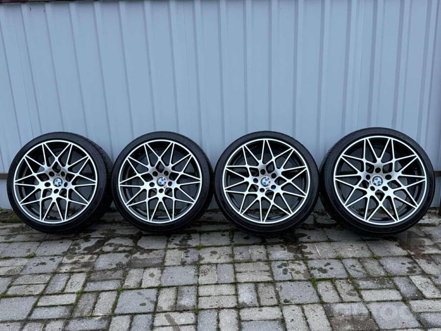 BMW, valuveljed