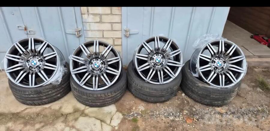BMW, valuveljed