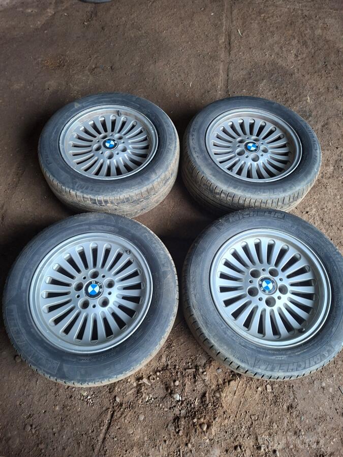 BMW, valuveljed