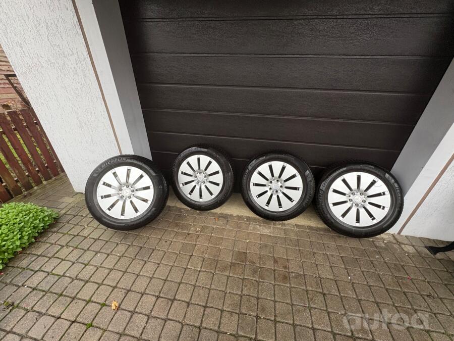 Mercedes nenz, valuveljed