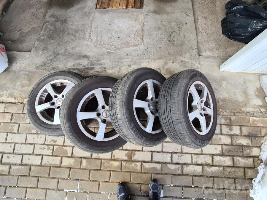 YOKAWA RACING, valuveljed