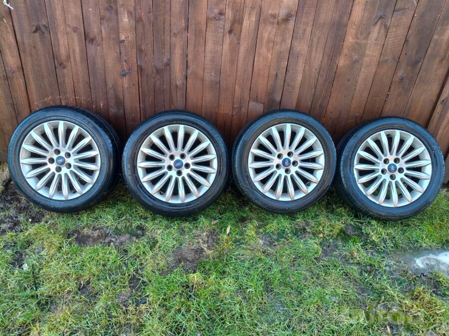 FORD, valuveljed