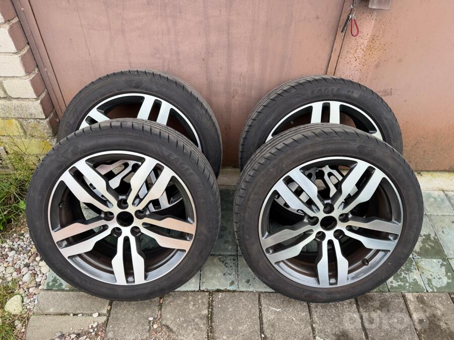 Peugeot, valuveljed