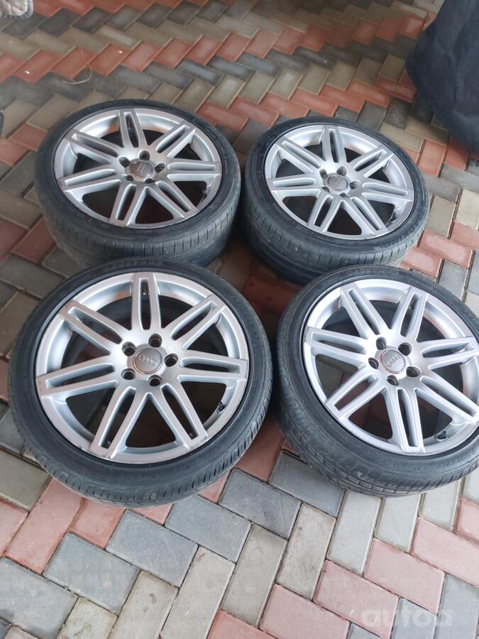 Audi, valuveljed