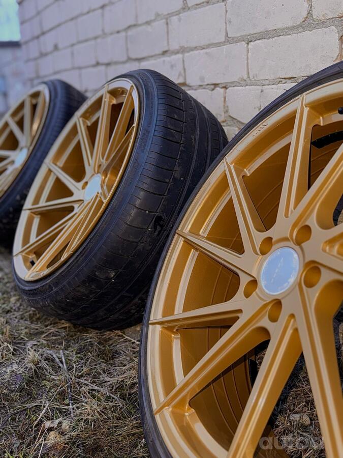 Vossen, valuveljed
