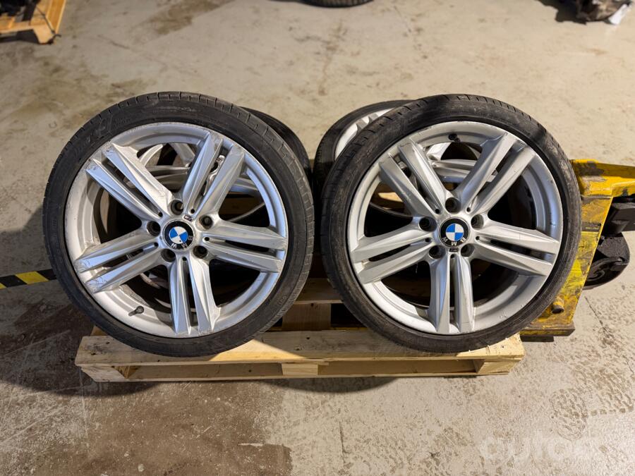 BMW, valuveljed