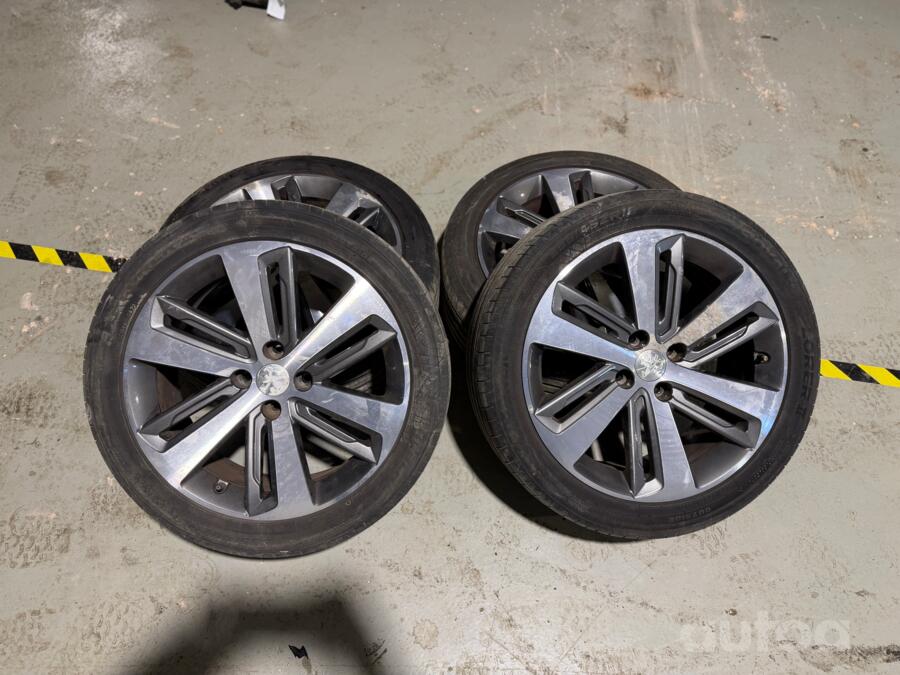 Peugeot, valuveljed