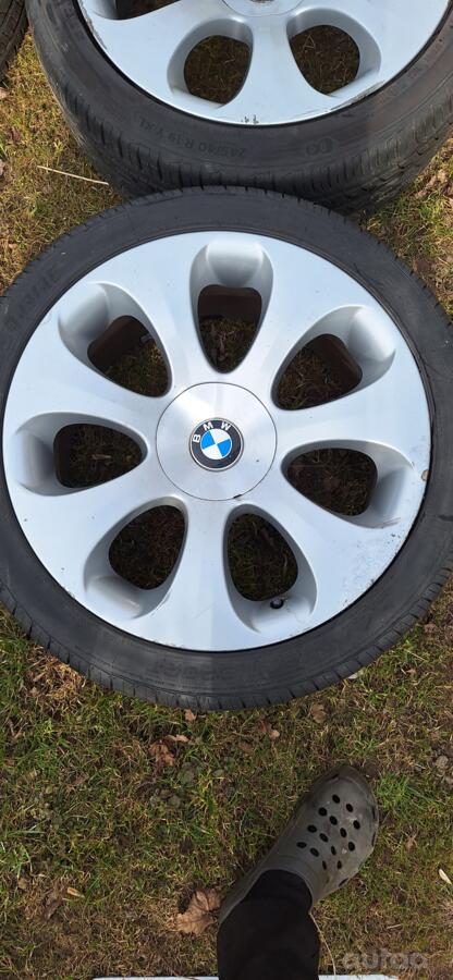 Bmw, valuveljed