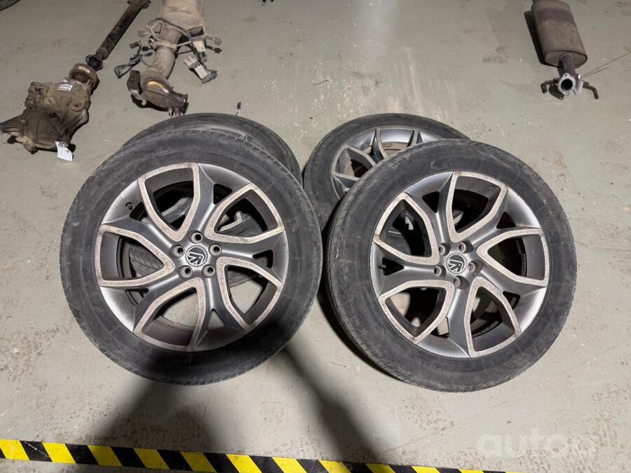 Volvo, valuveljed