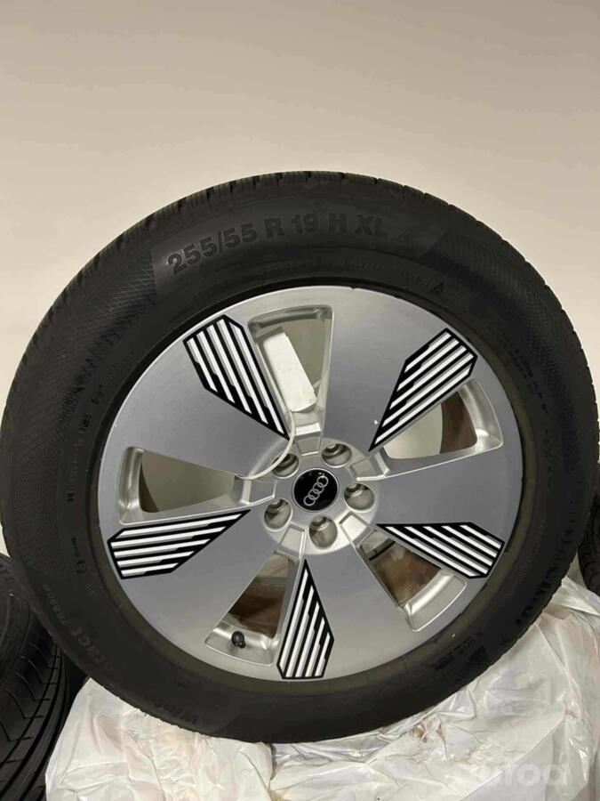Audi, valuveljed