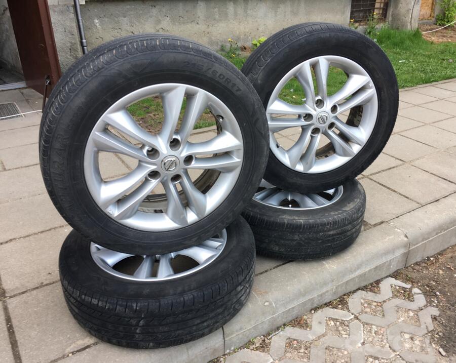 Nissan, valuveljed