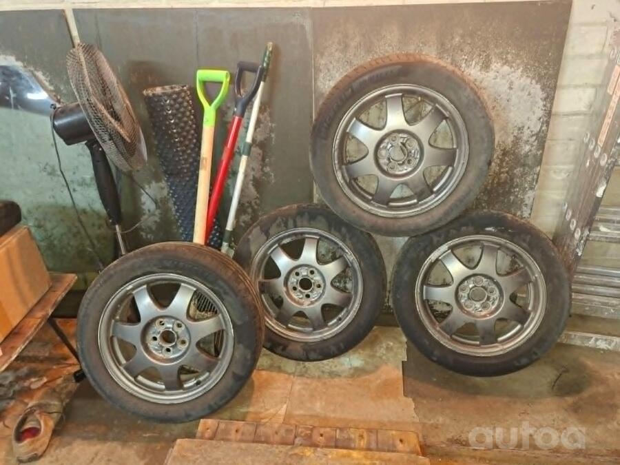 Muu, valuveljed