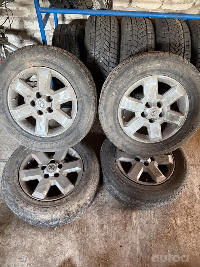 TOYOTA, valuveljed