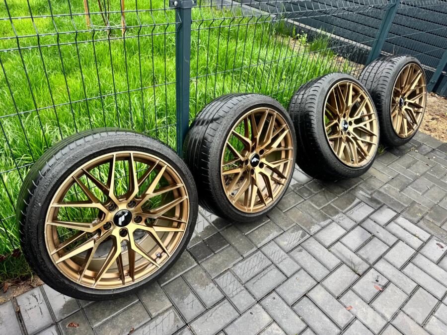 JR Japanracing, valuveljed