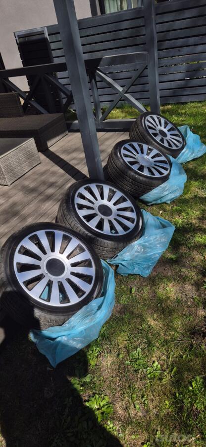 Audi, valuveljed