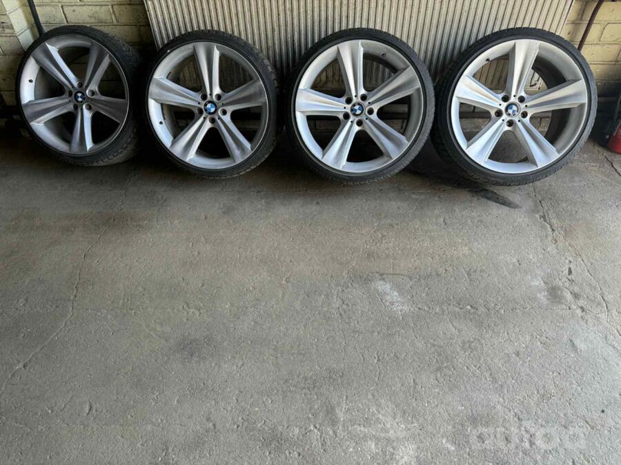 Bmw, valuveljed
