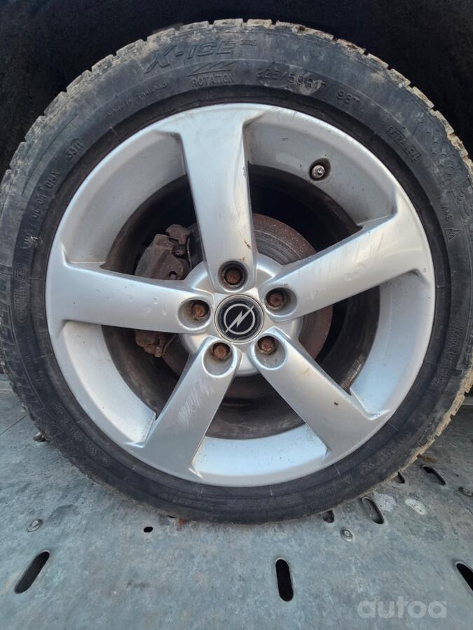 Opel, valuveljed