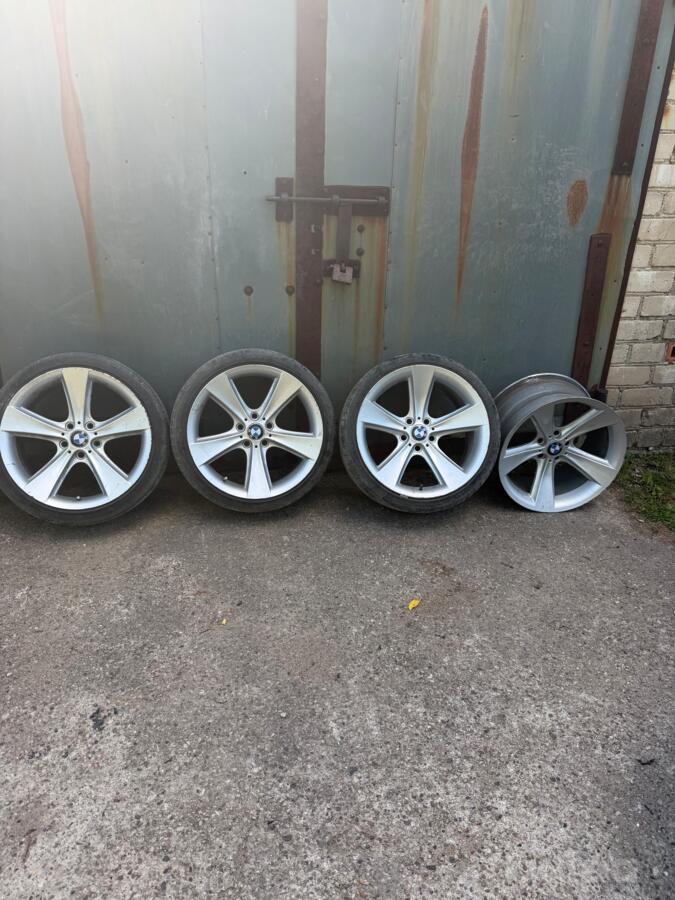 Bmw, valuveljed