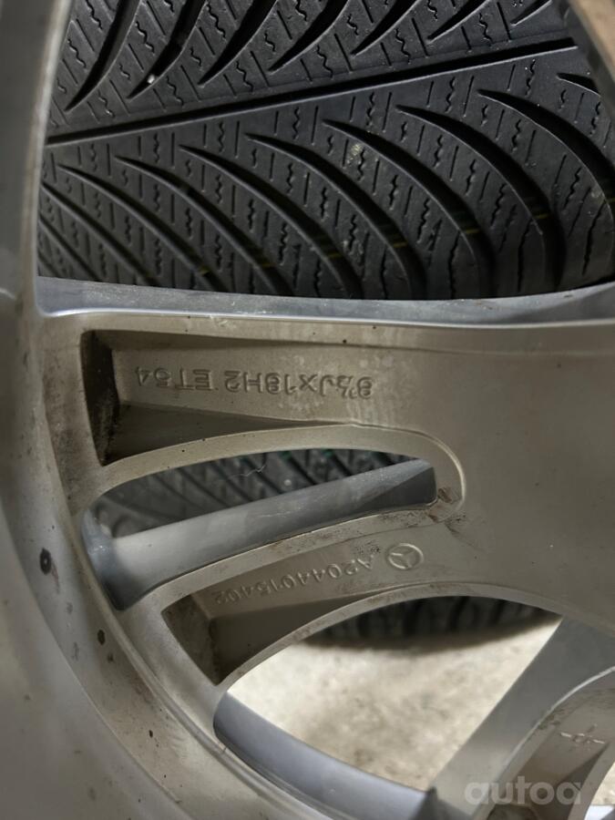 Mercedes, valuveljed