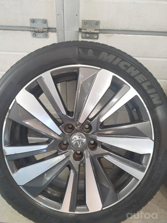 Peugeot, valuveljed