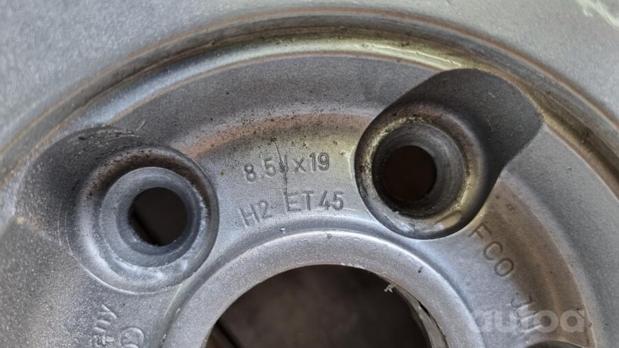 Audi, valuveljed