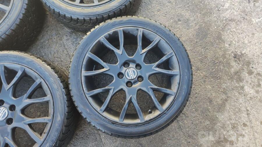 Volvo, valuveljed